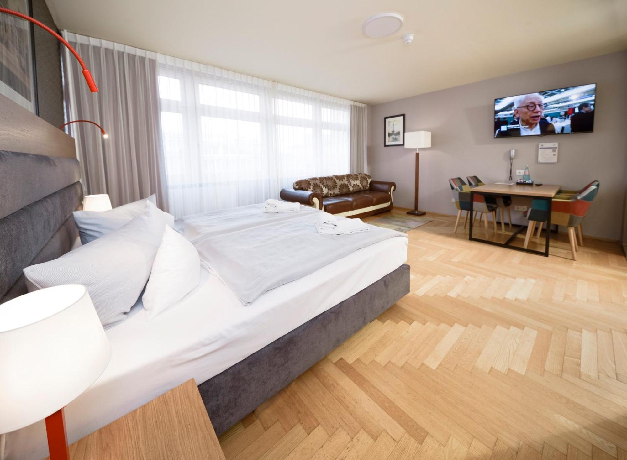 Amc Apartments - Ku'Damm - Berlin — Photos 1